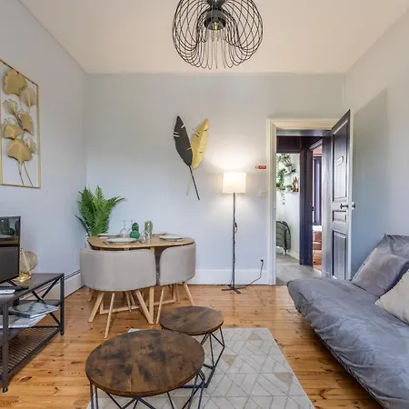 Apartment F3 Av Republique Avec Garage *